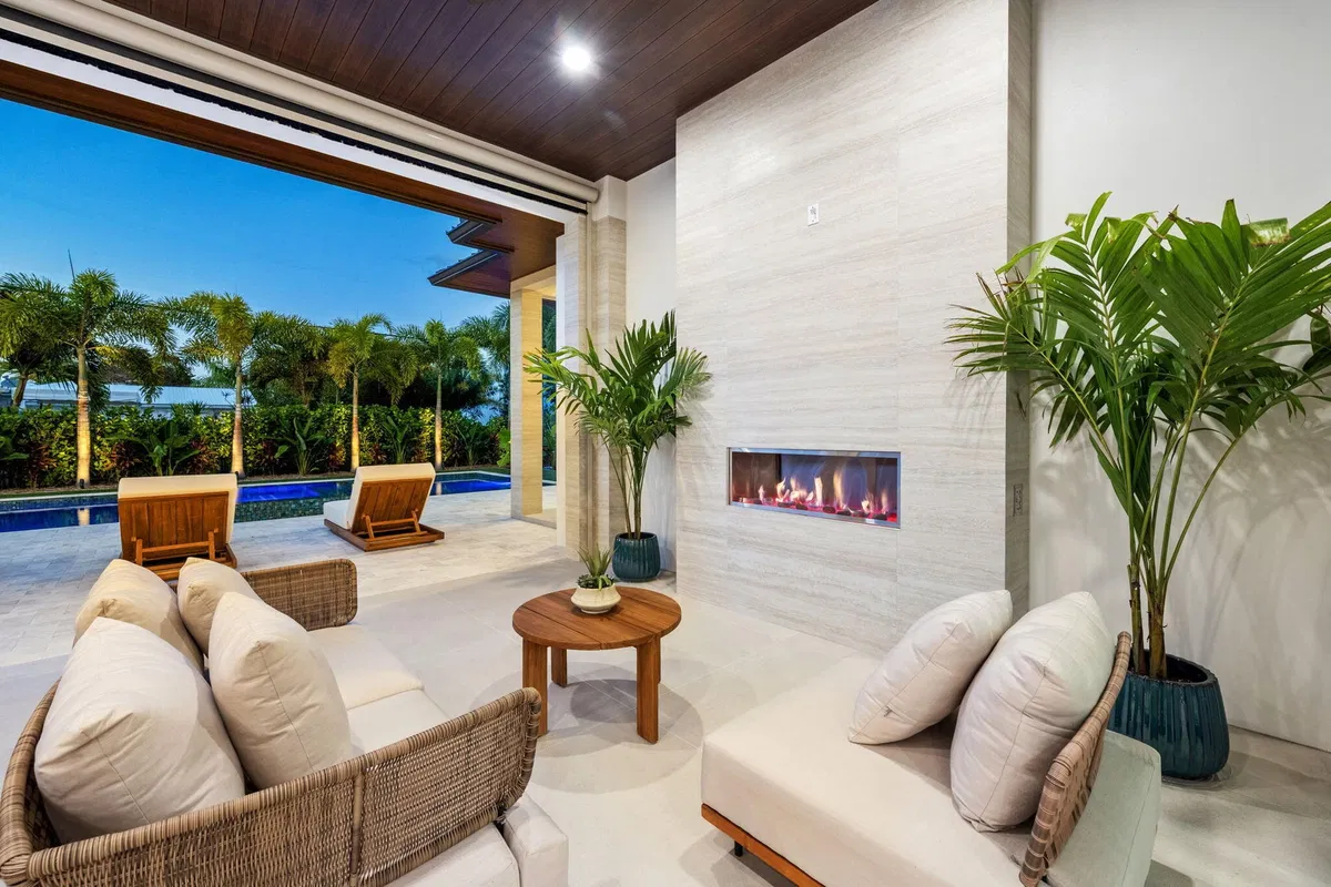 SoSo West Palm Beach Residence photo 25