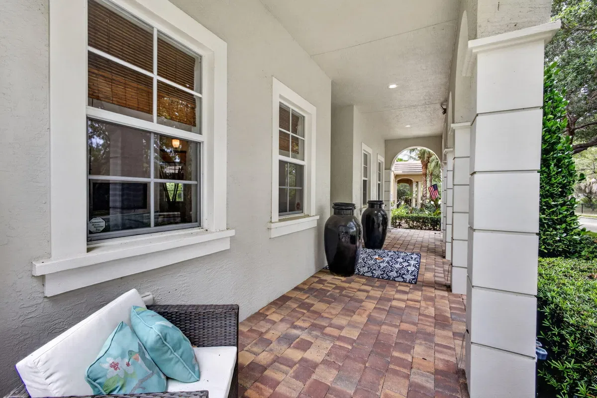 Canterbury Place Residence photo 7