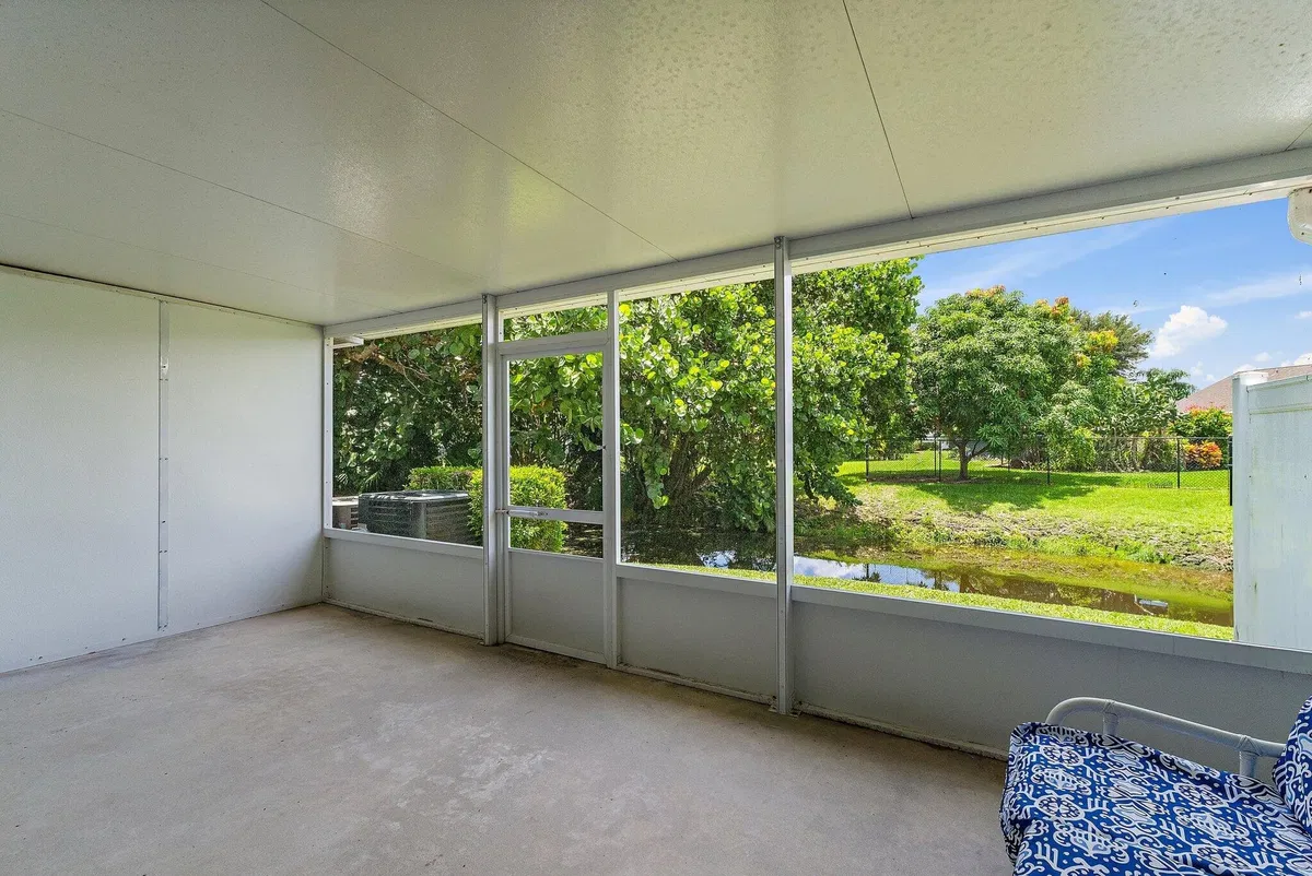 Residence photo 28