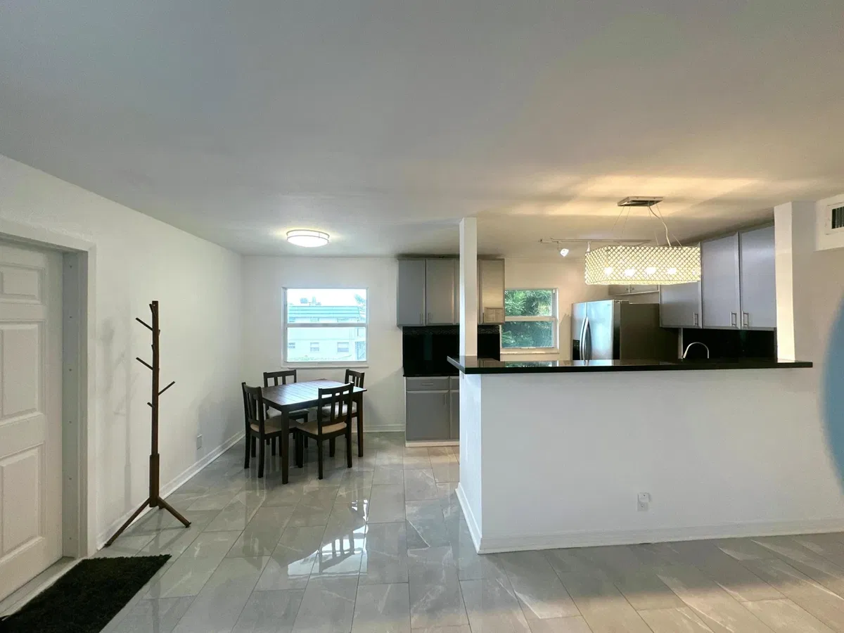 Residence photo 7