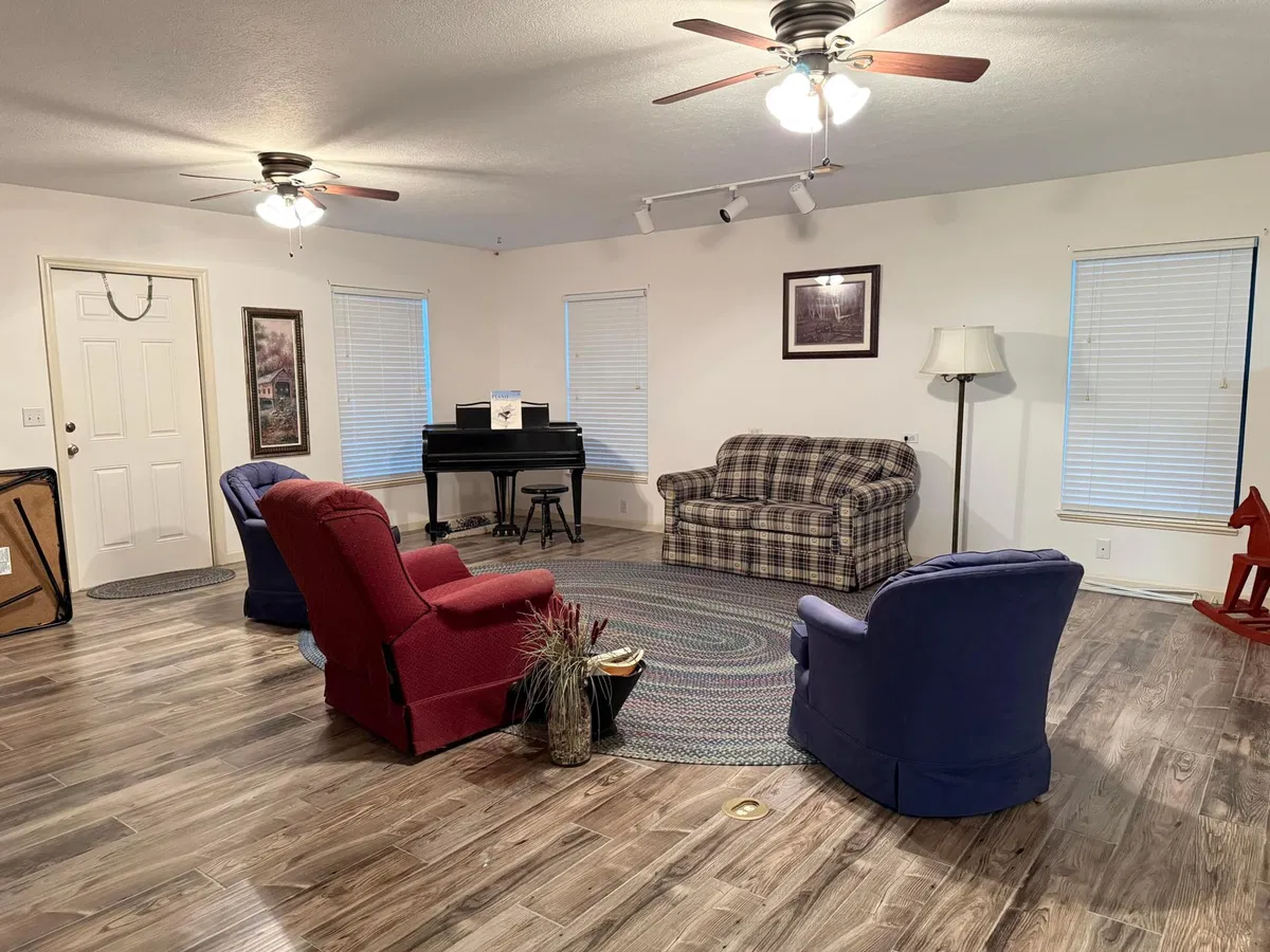 Residence photo 10