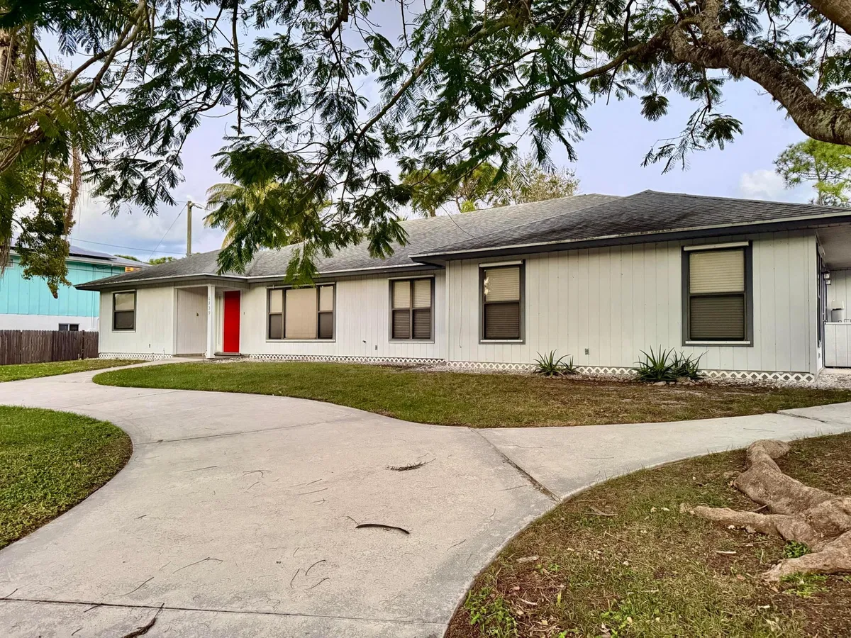 Residence photo 31