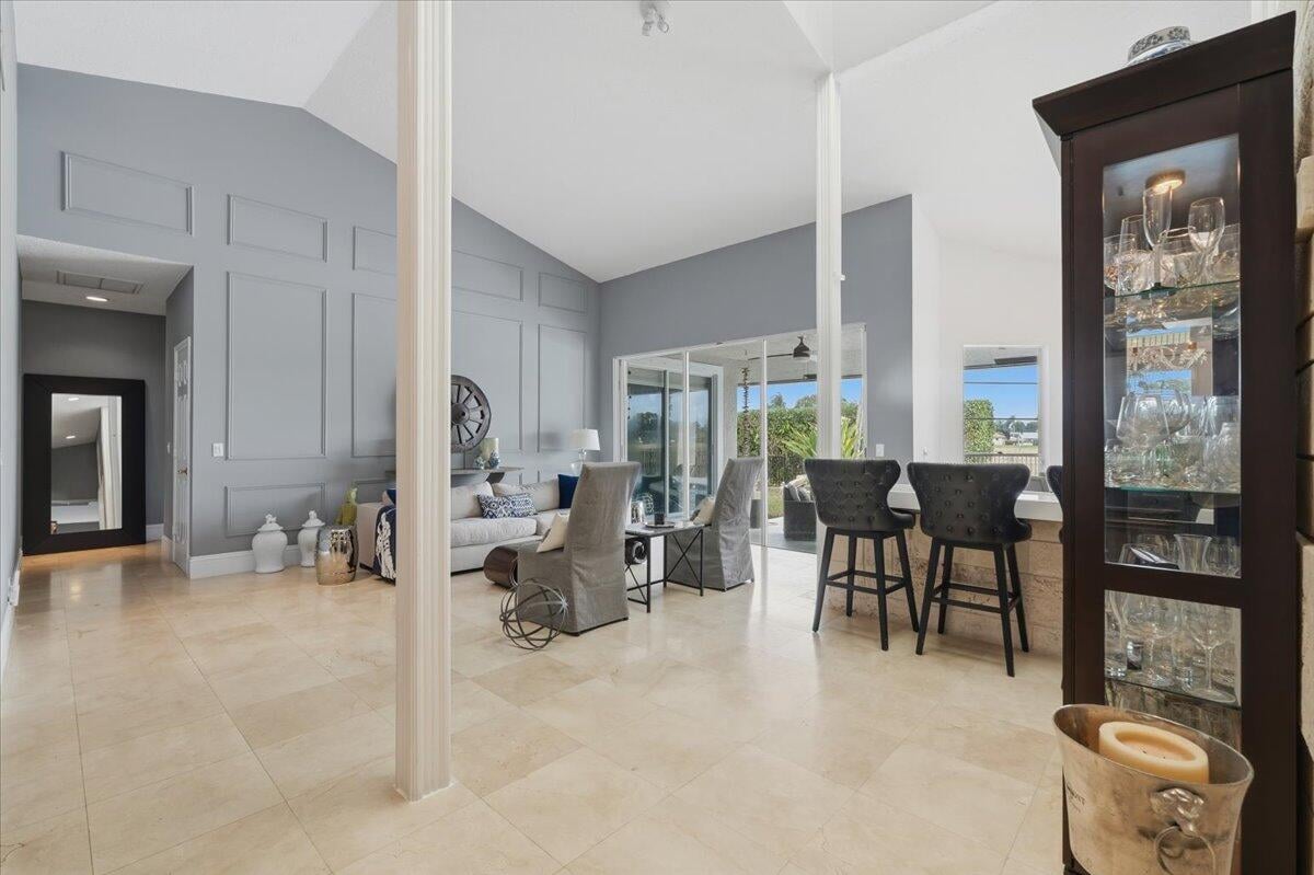Residence photo 10