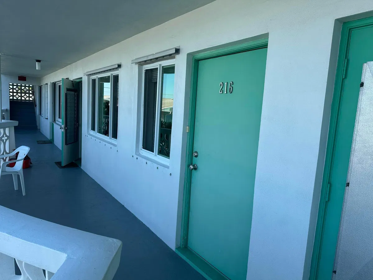 Unit 216 photo 4