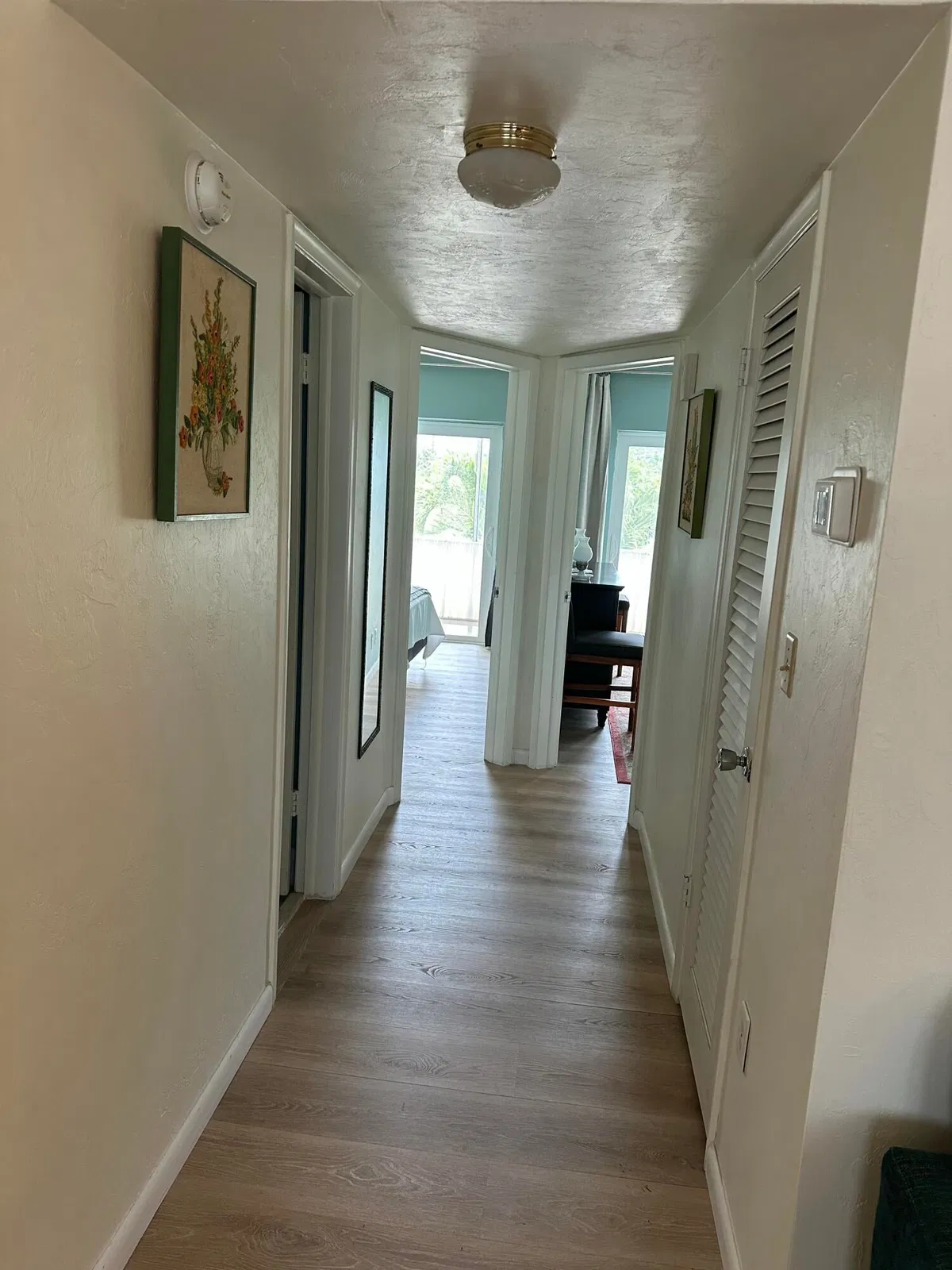 Unit 216 photo 7