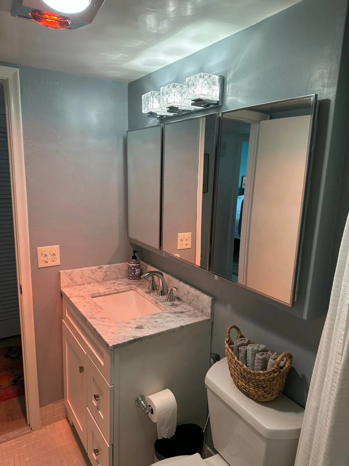 Unit 216 photo 31