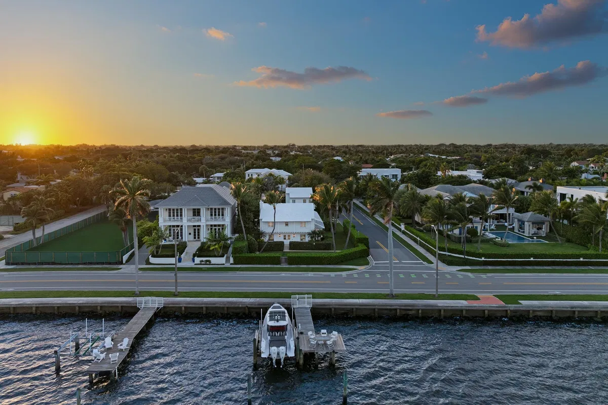 SoSo West Palm Beach Residence