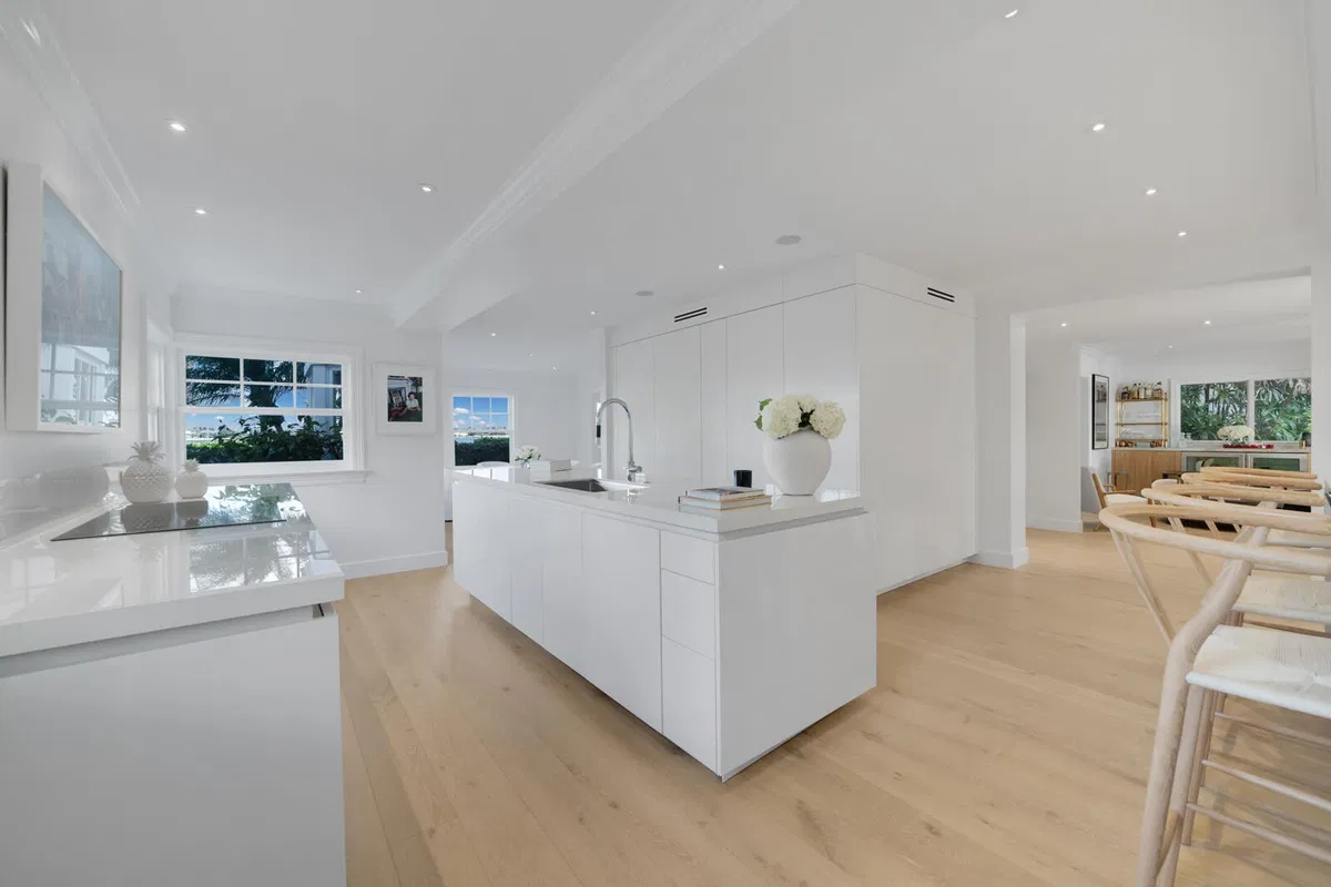 SoSo West Palm Beach Residence photo 13
