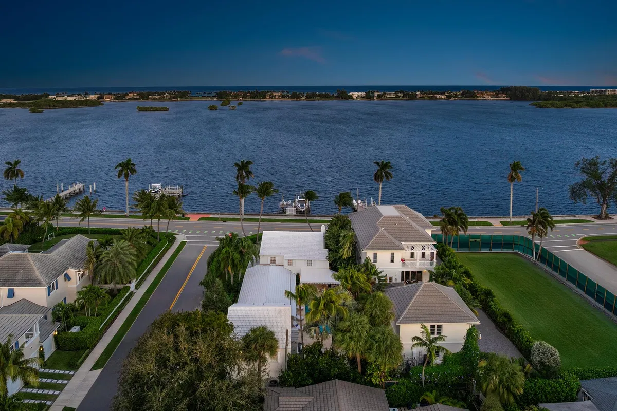SoSo West Palm Beach Residence photo 46