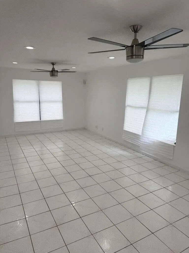 West Palm Beach Residence photo 4