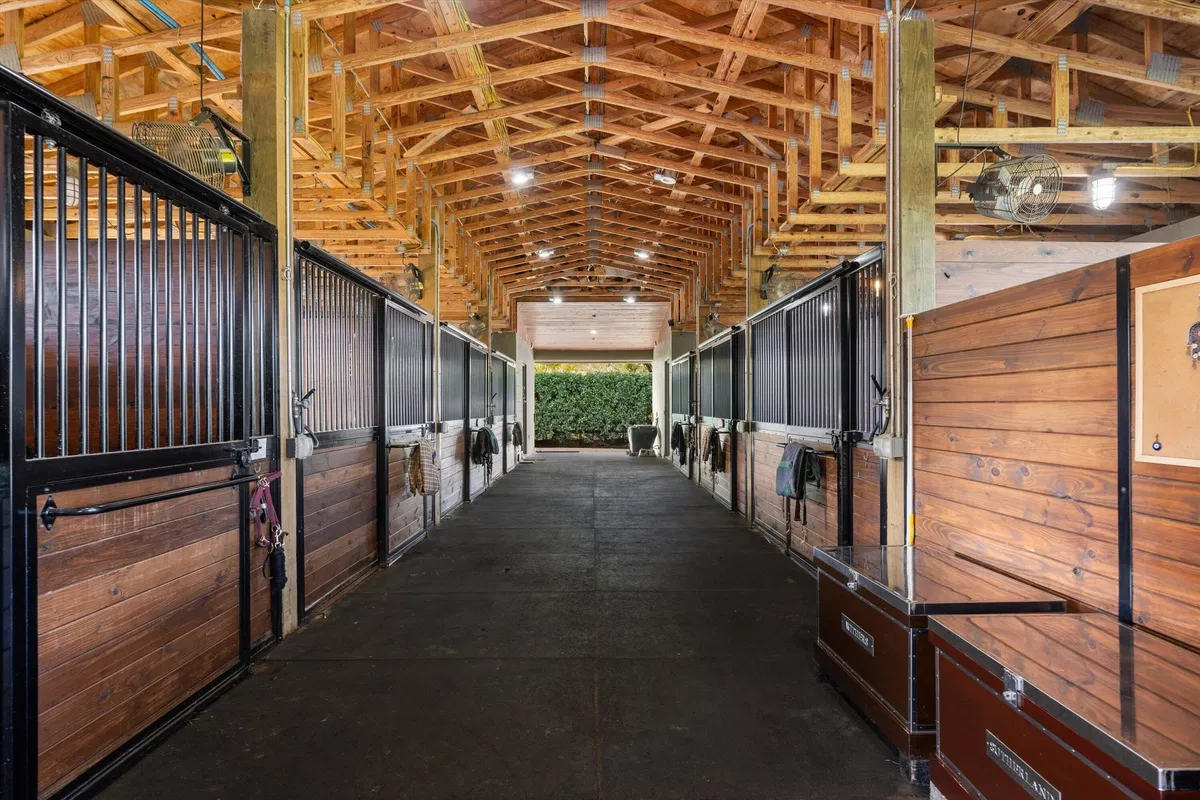 Paddock Park Residence photo 25