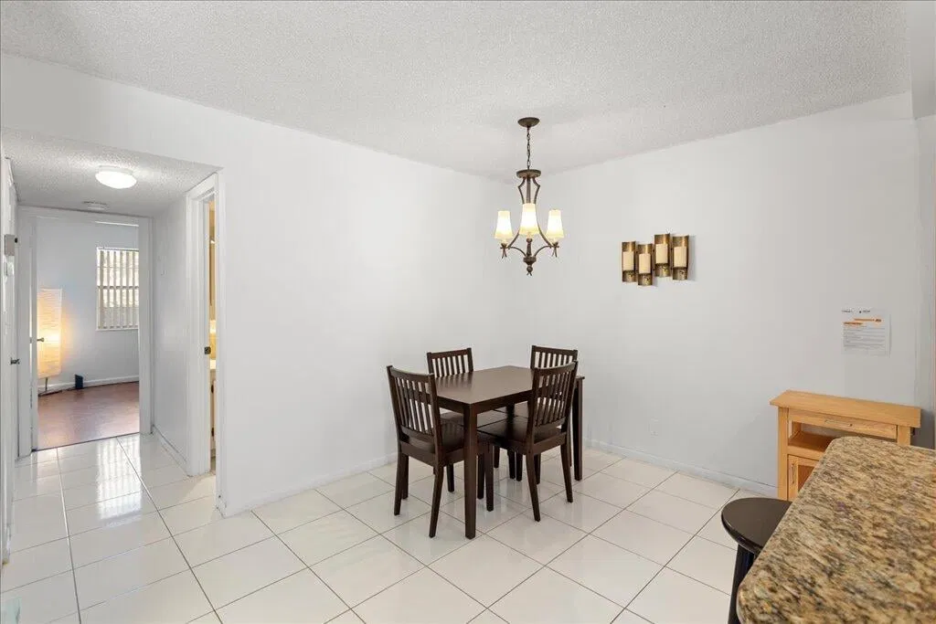 Unit 120a photo 7
