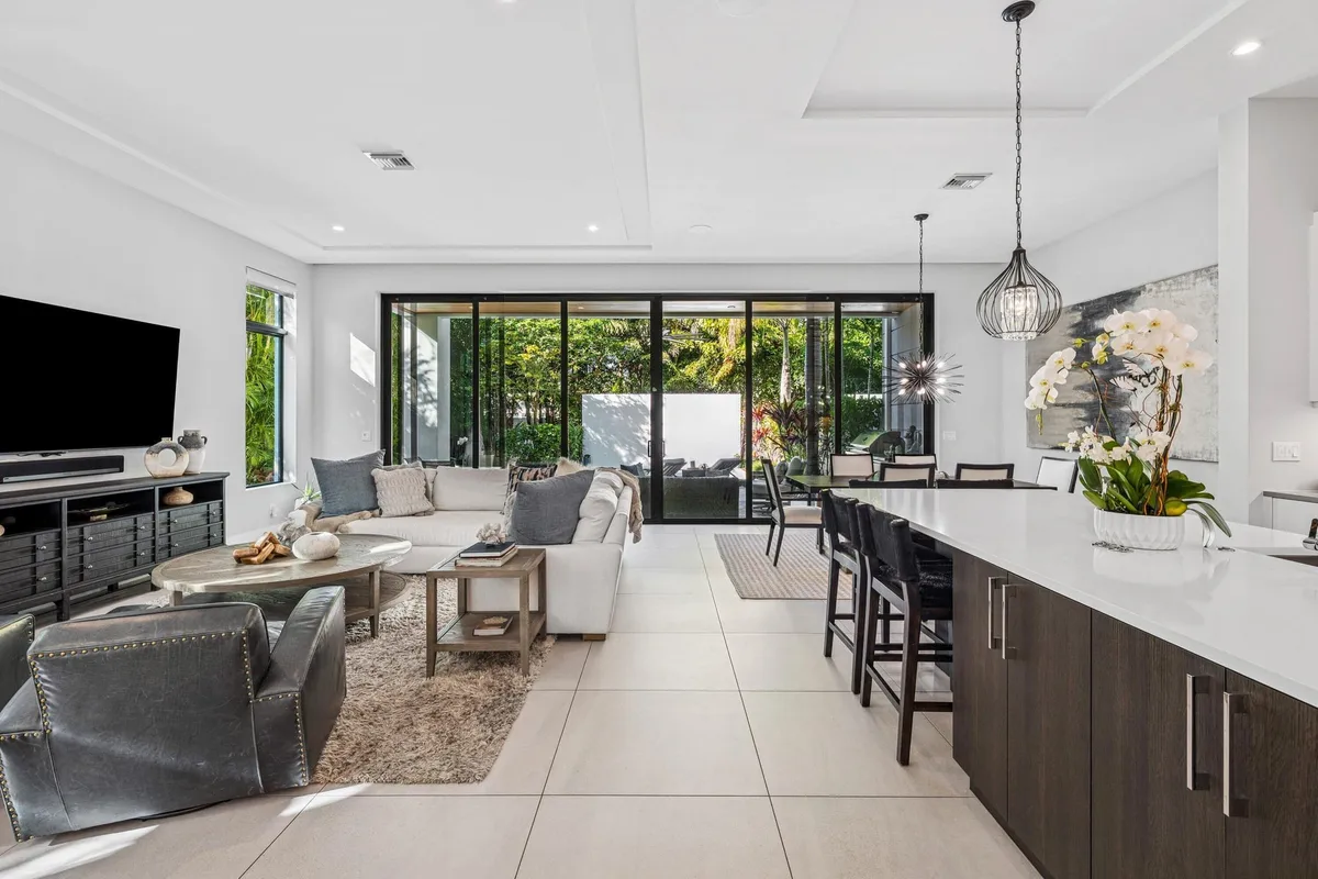 Palm Trail Delray Beach Residence