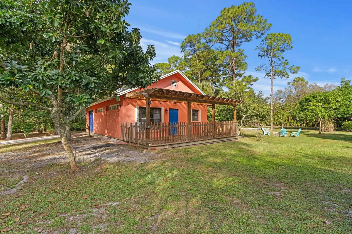 Residence photo 31