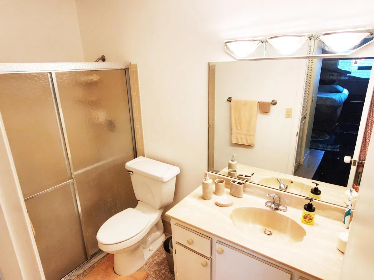 Residence photo 16