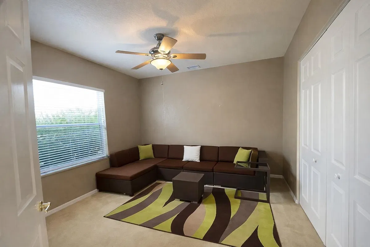 Residence photo 22