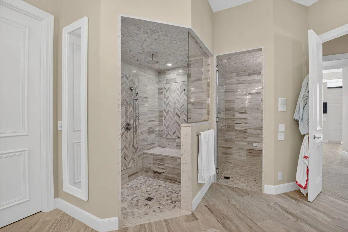 Woodfield Country Club Residence photo 31