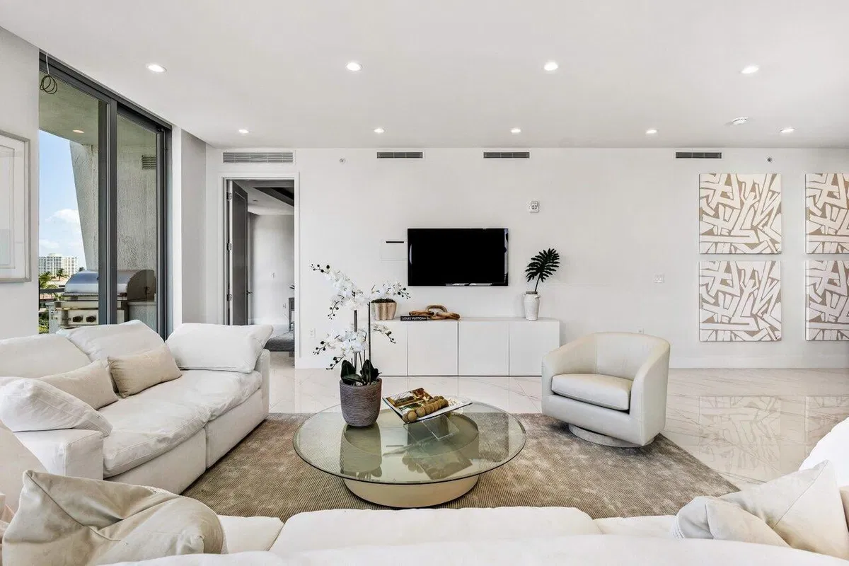 Royal Palm Residences Boca Raton Unit 601 photo 7