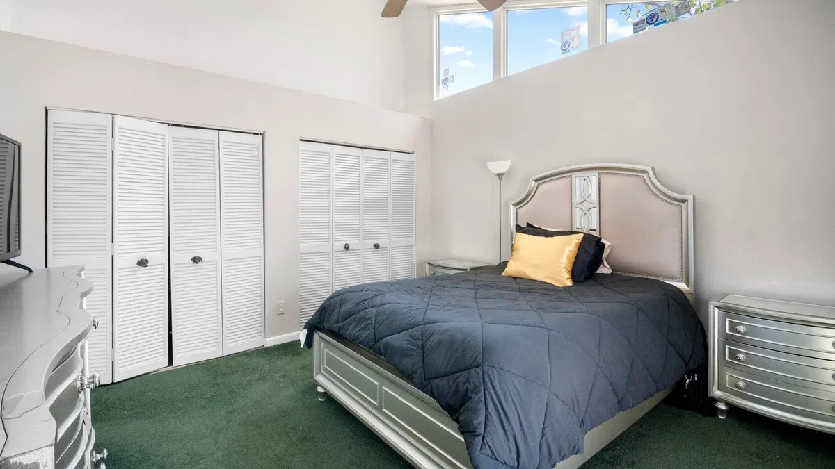  Residence photo 10
