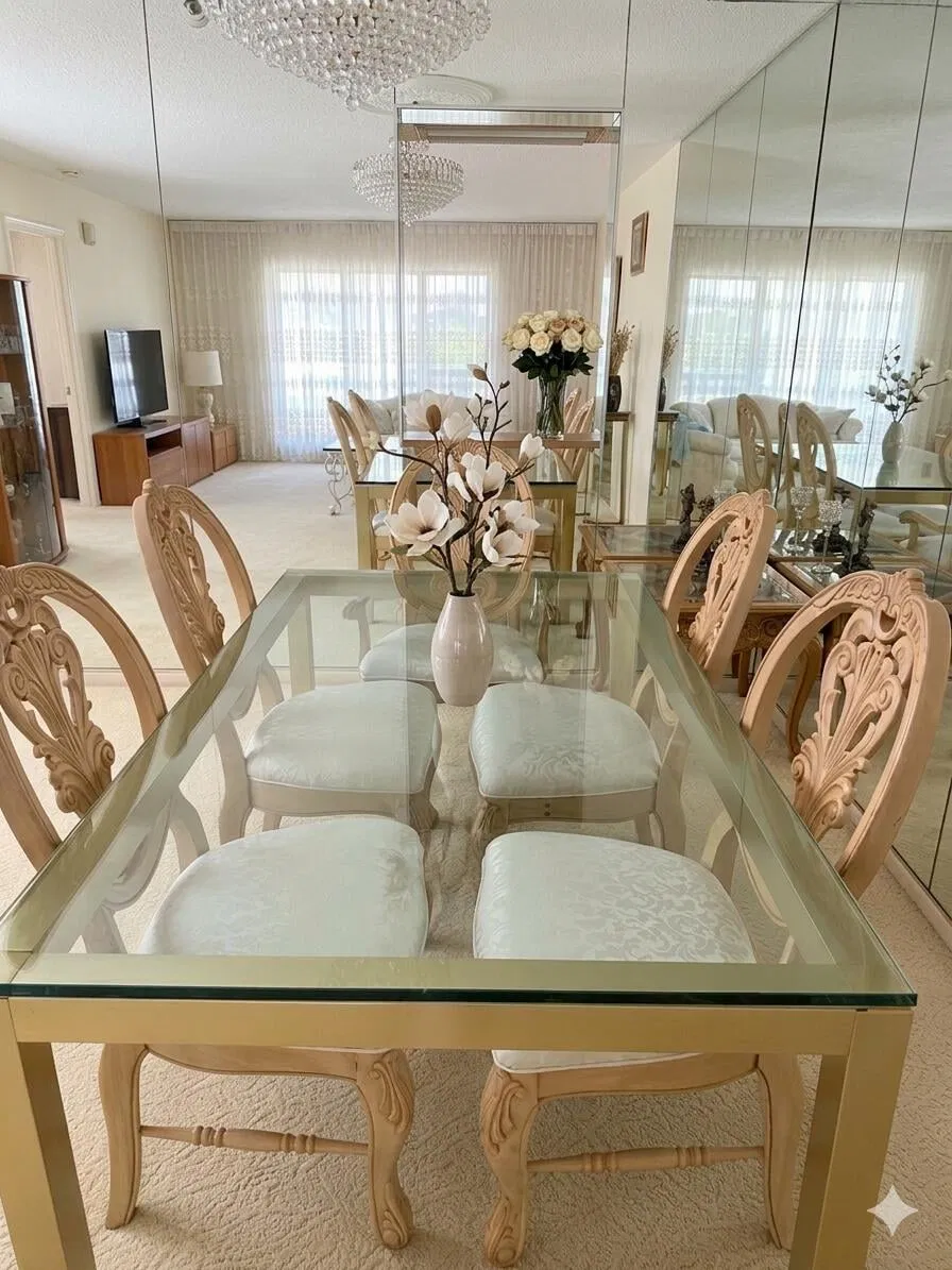 Unit 208 photo 7