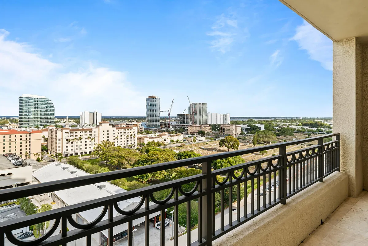 CityPlace South Tower Unit 1401 photo 10