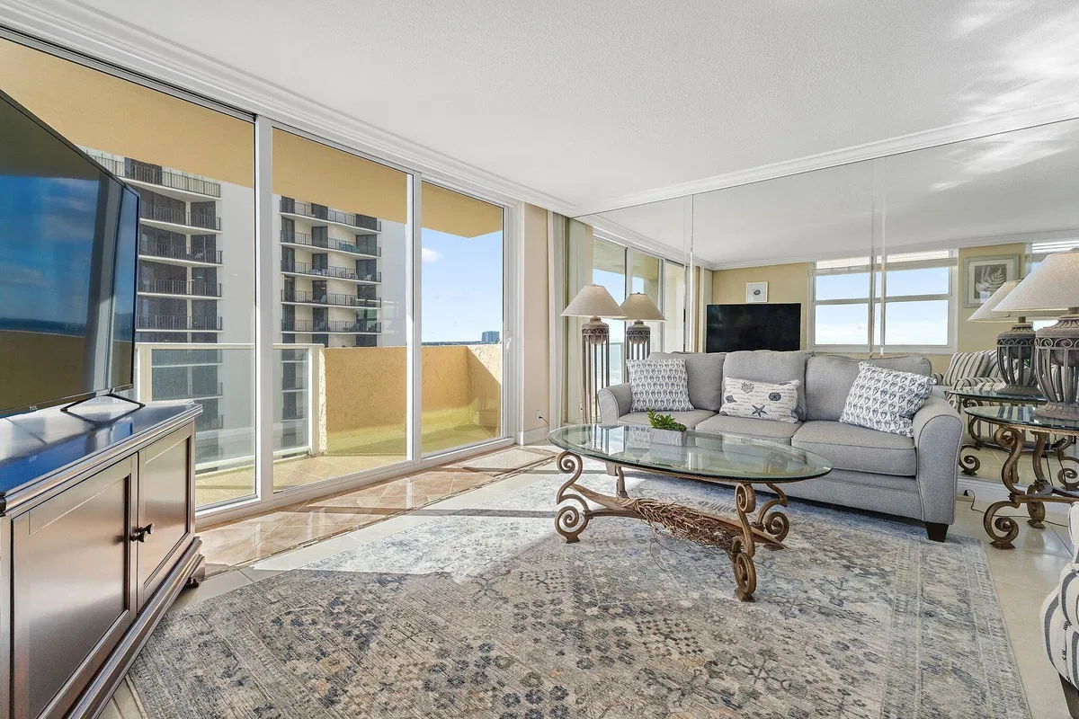 Aquarius Condominium Unit 907 photo 16