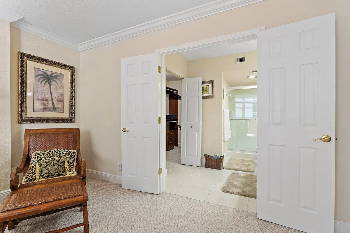 Aquarius Condominium Unit 907 photo 28
