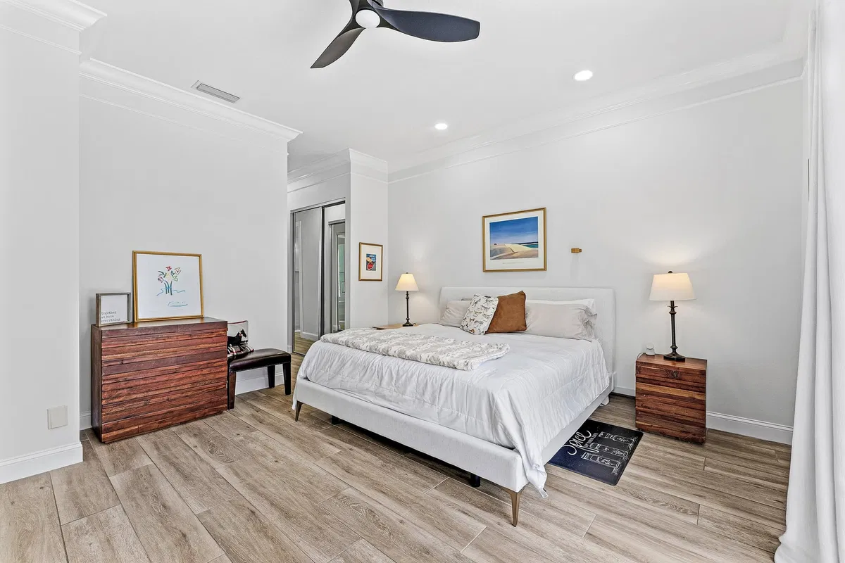 Residence photo 10