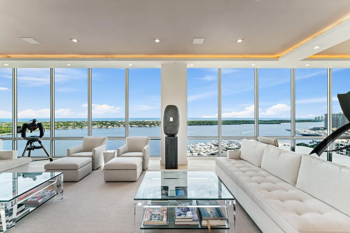 Water Club North Palm Beach Unit 1902