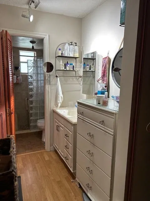 Unit 207 photo 13