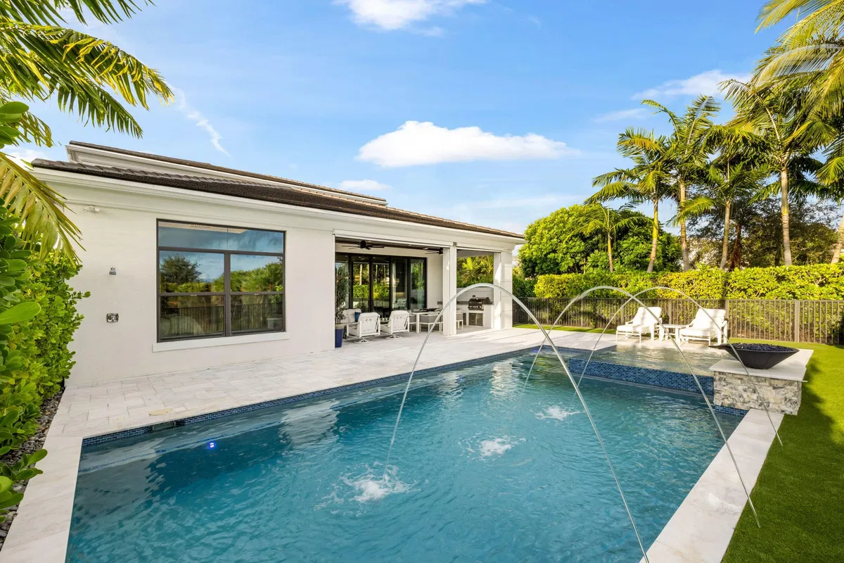 Artistry Palm Beach Gardens Residence photo 40
