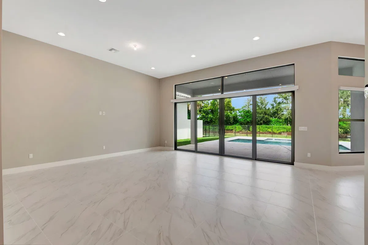 Boca Bridges Residence photo 7