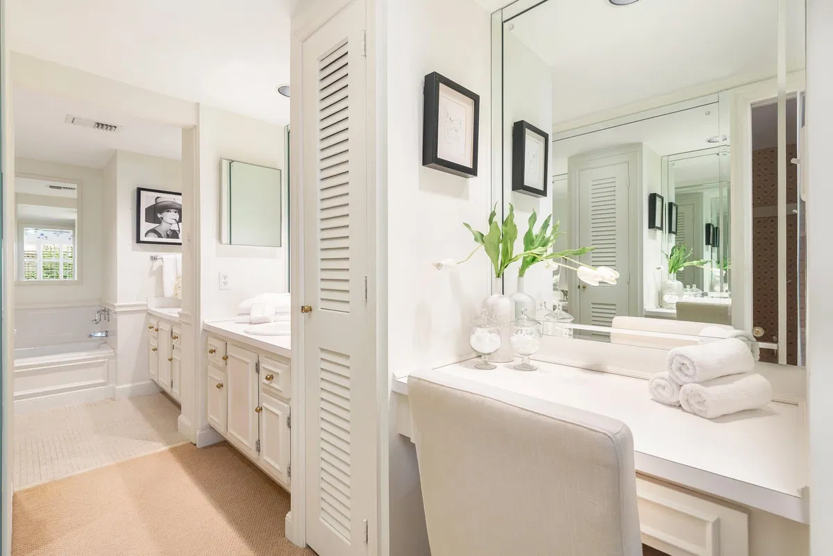 330 Cocoanut Row Unit 1b photo 10