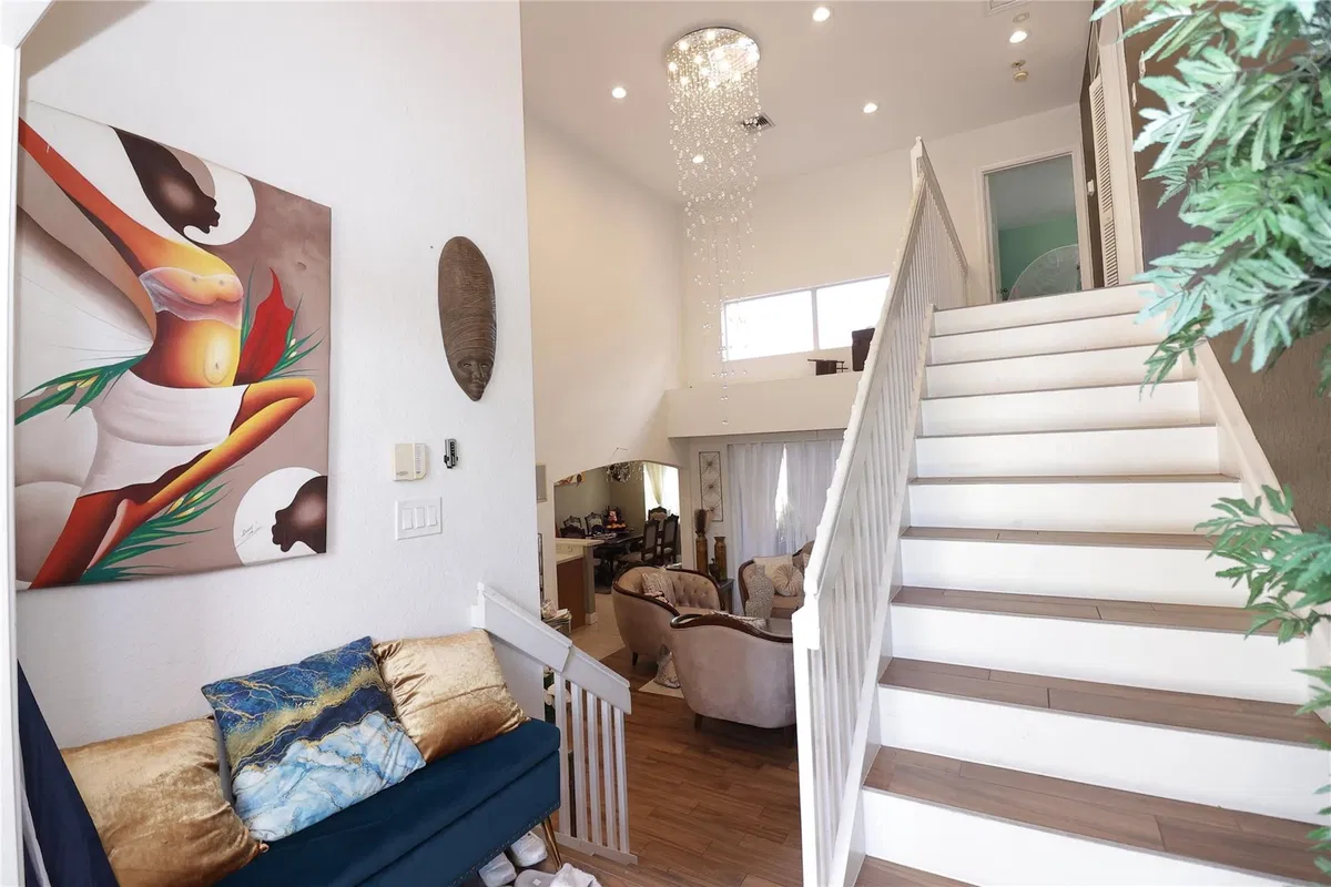 Residence photo 7