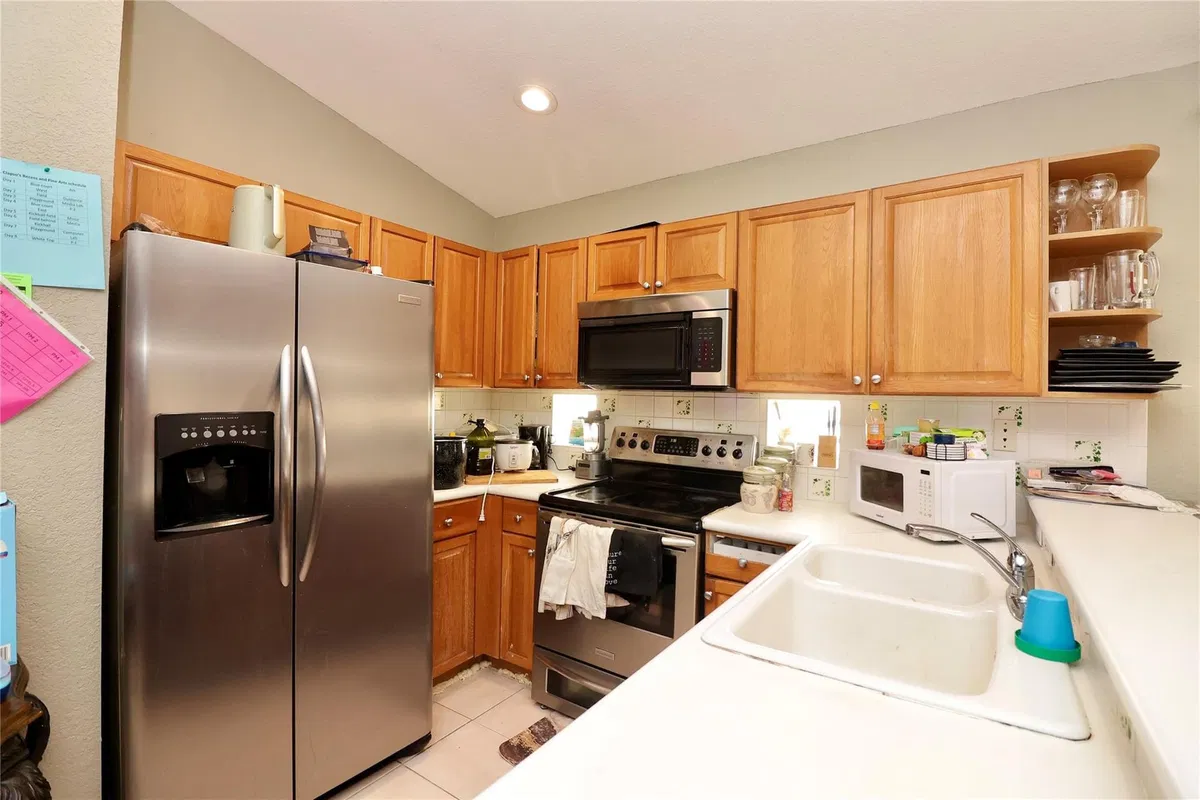Residence photo 16