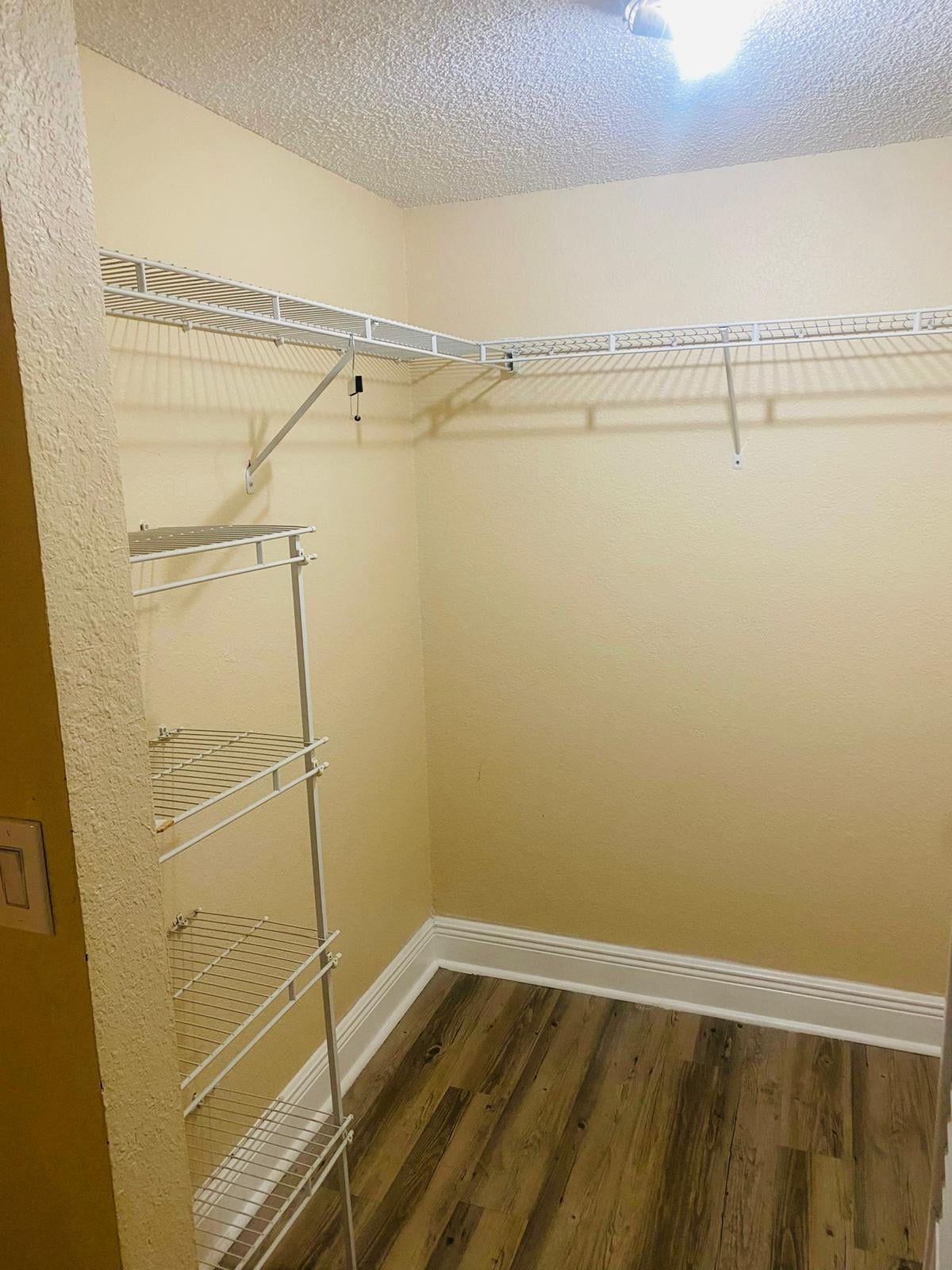 Unit F photo 49