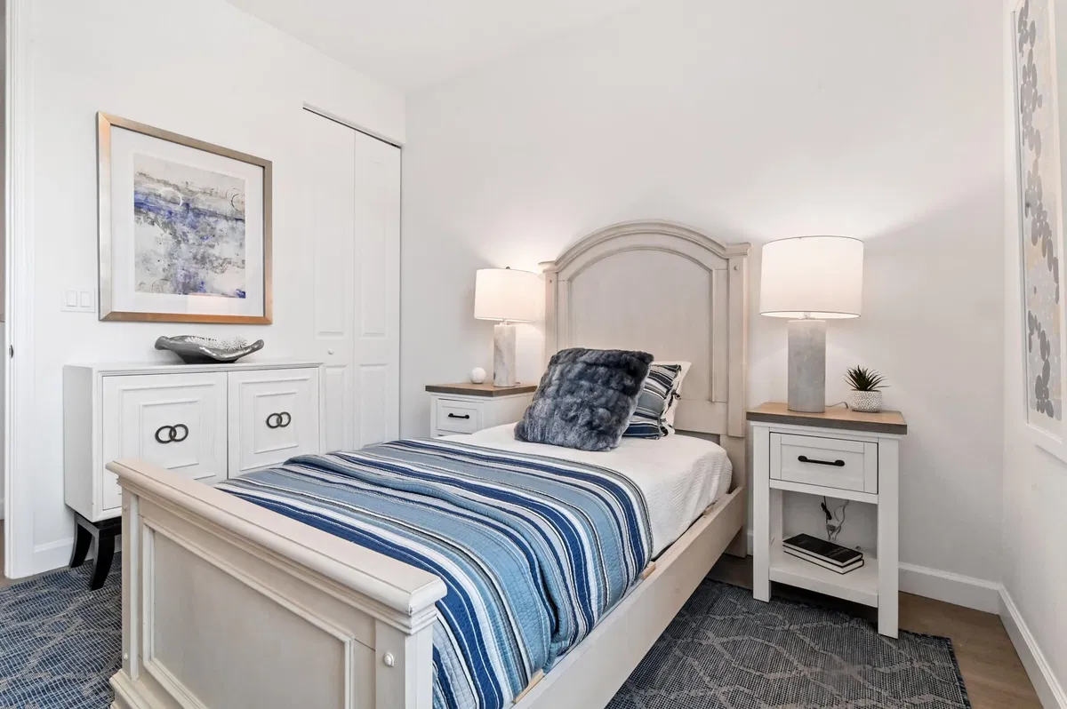Residence photo 31