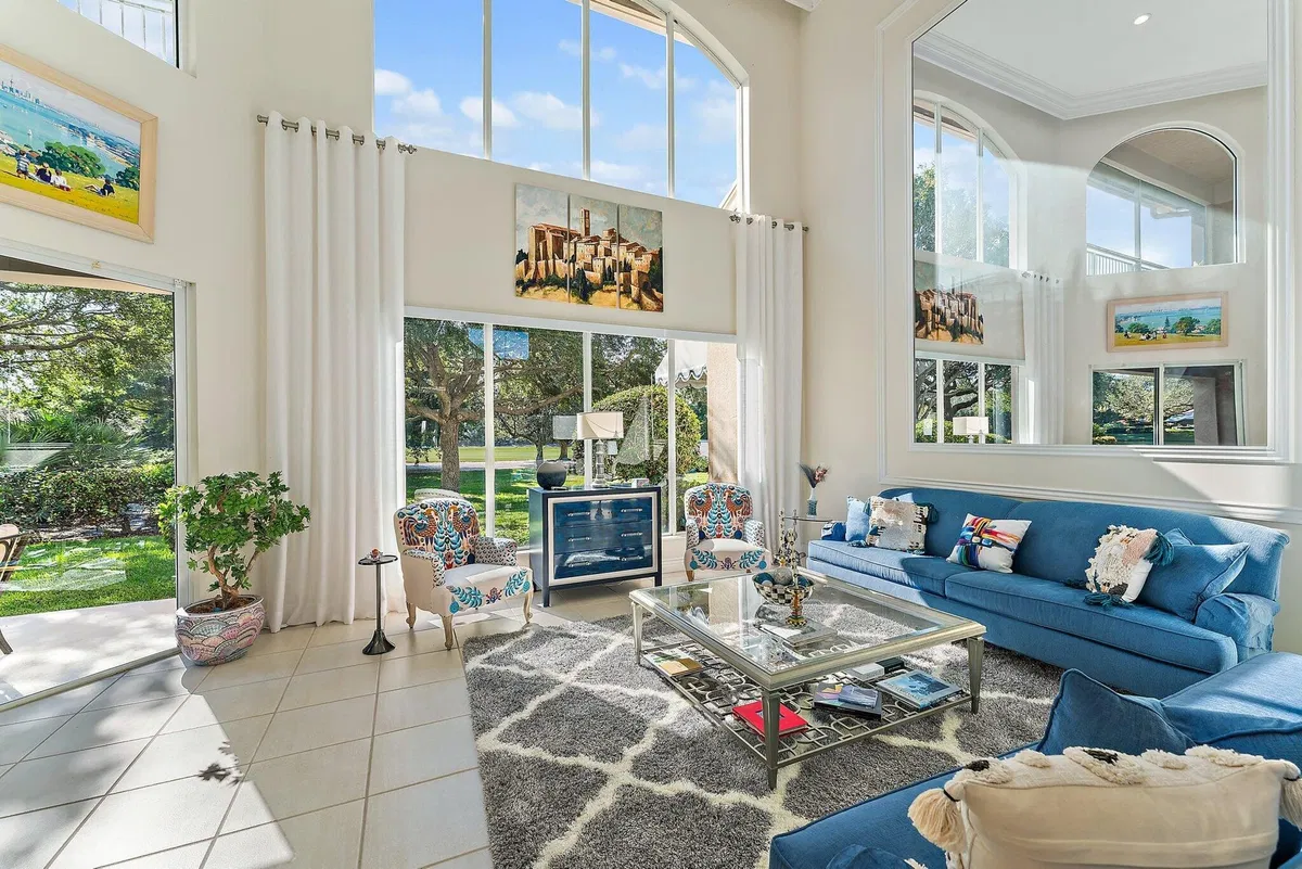 Jupiter Hills Residence photo 13