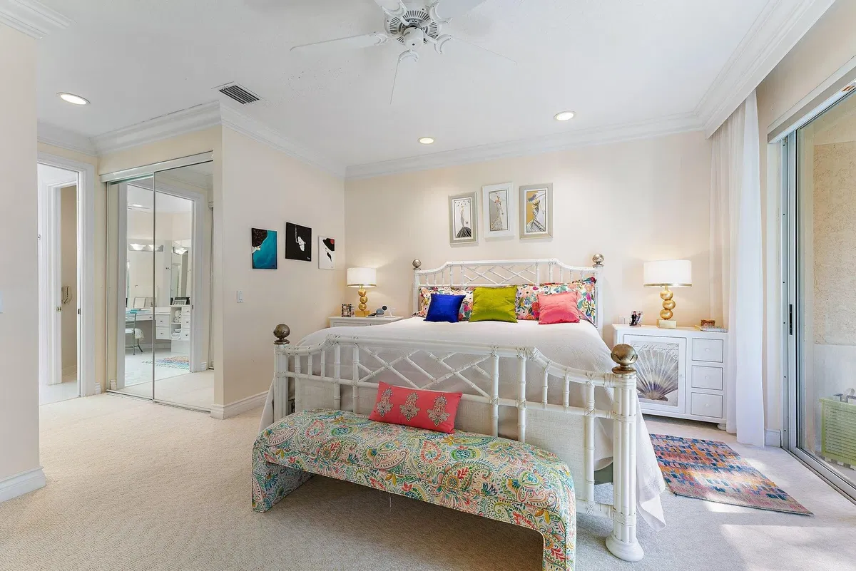 Jupiter Hills Residence photo 25