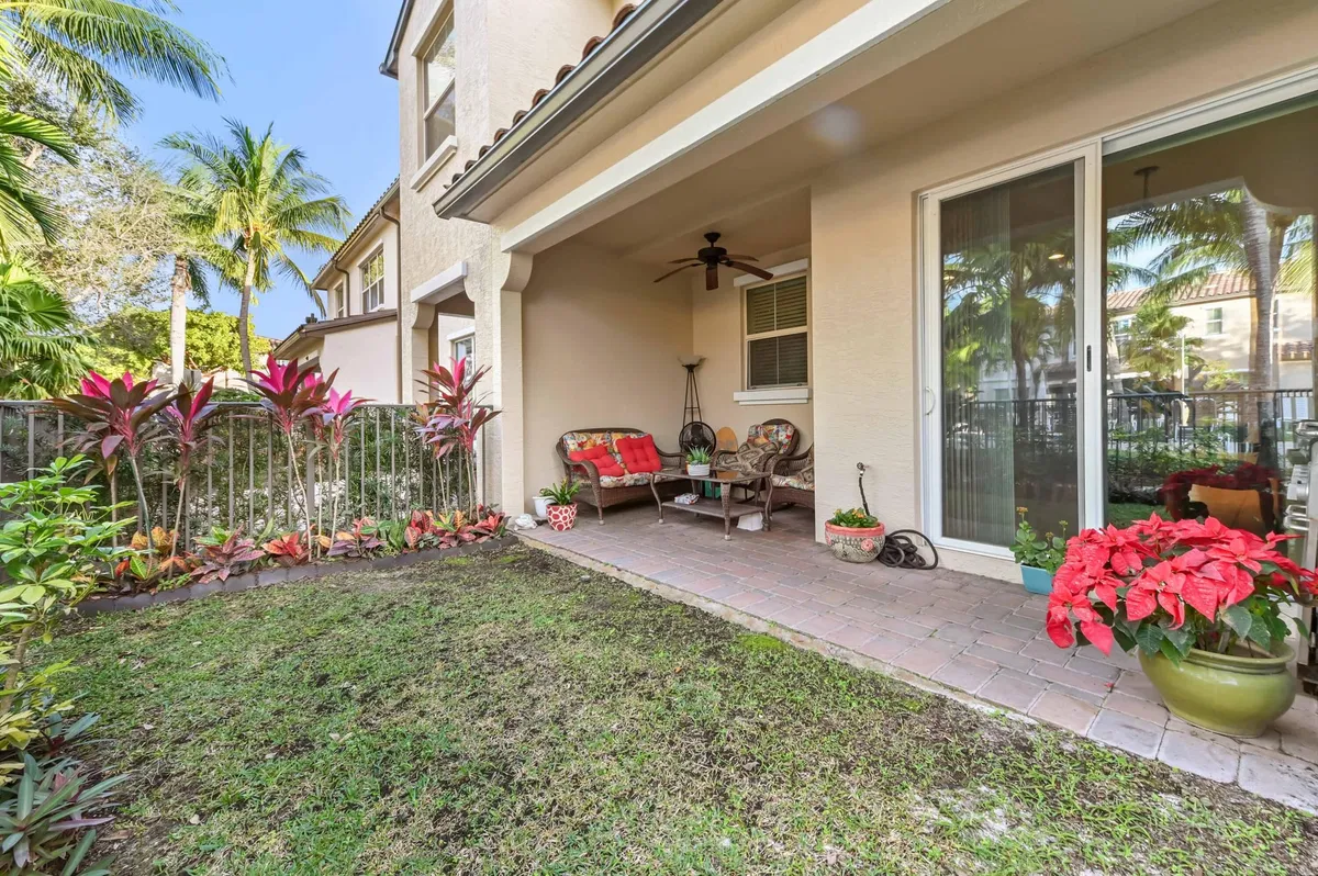 Old Palm Golf Club Residence photo 28