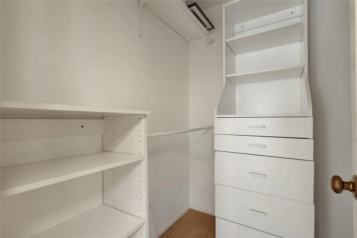  Residence photo 13