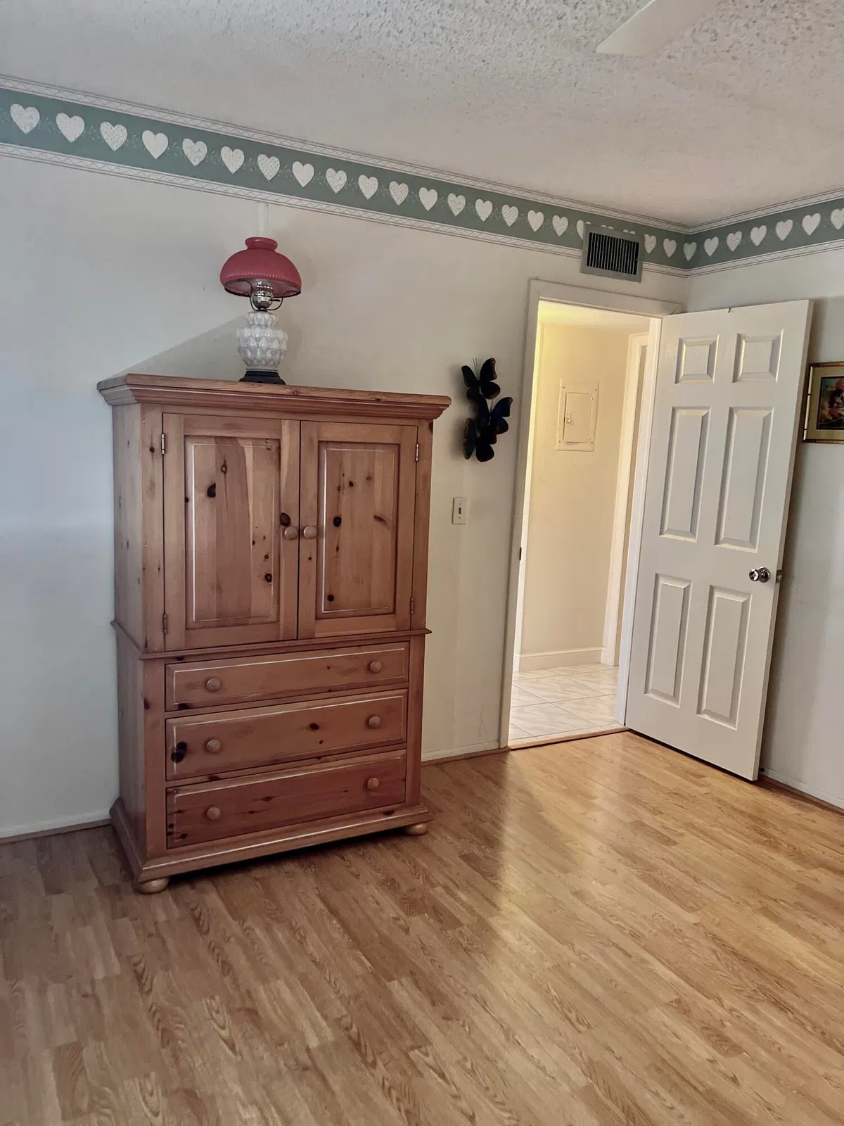 Unit 102 photo 16