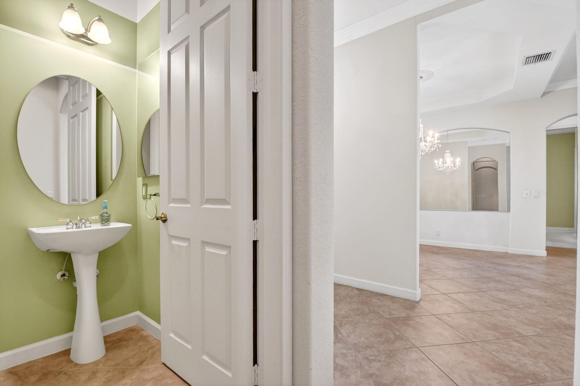 Residence photo 22