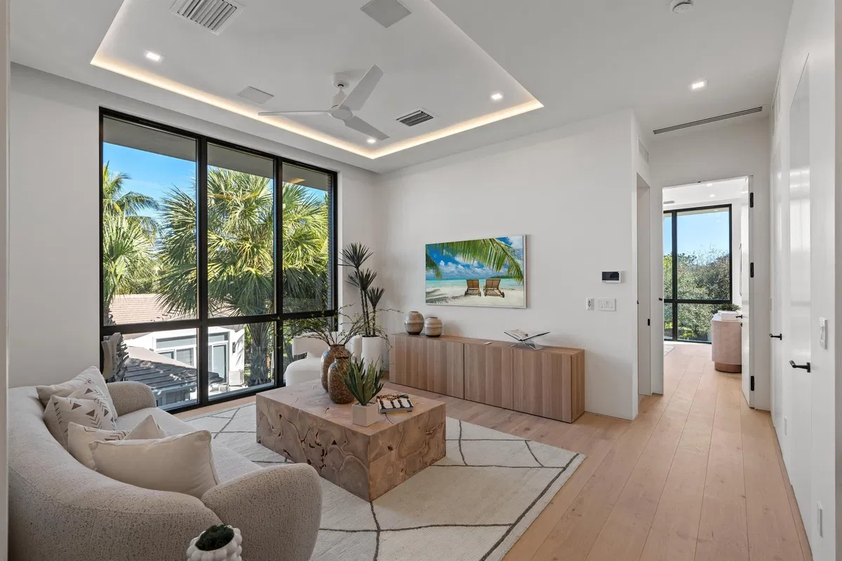 Palm Trail Delray Beach Residence photo 19
