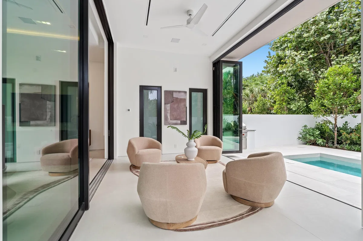 Palm Trail Delray Beach Residence photo 37
