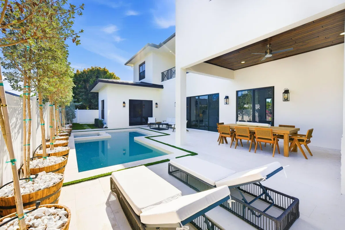 SoSo West Palm Beach Residence photo 10