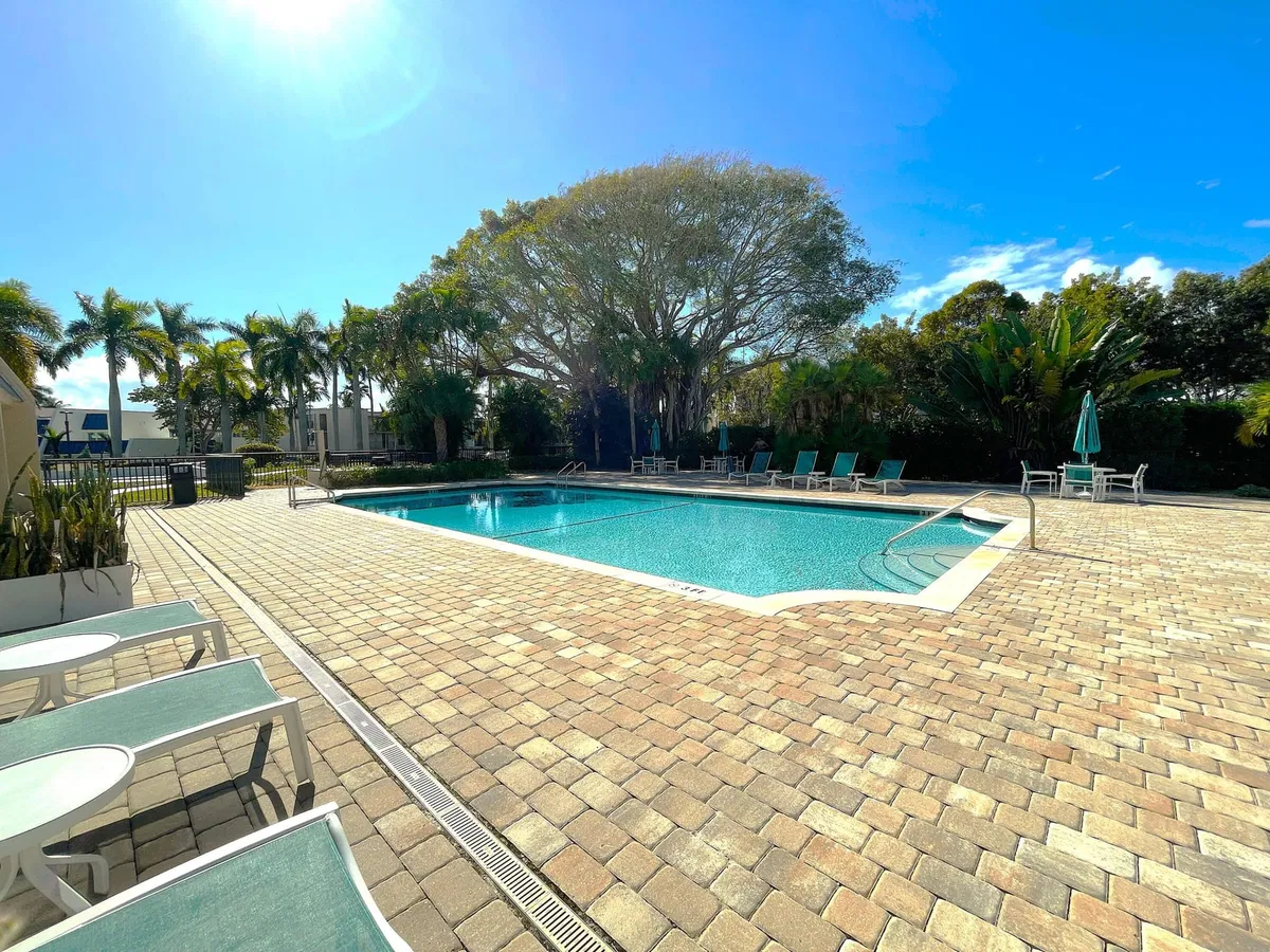 Boca Raton Unit 205 photo 22