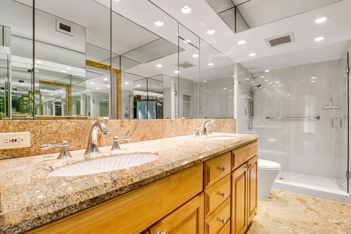 Eastpointe Singer Island Unit 20b photo 28