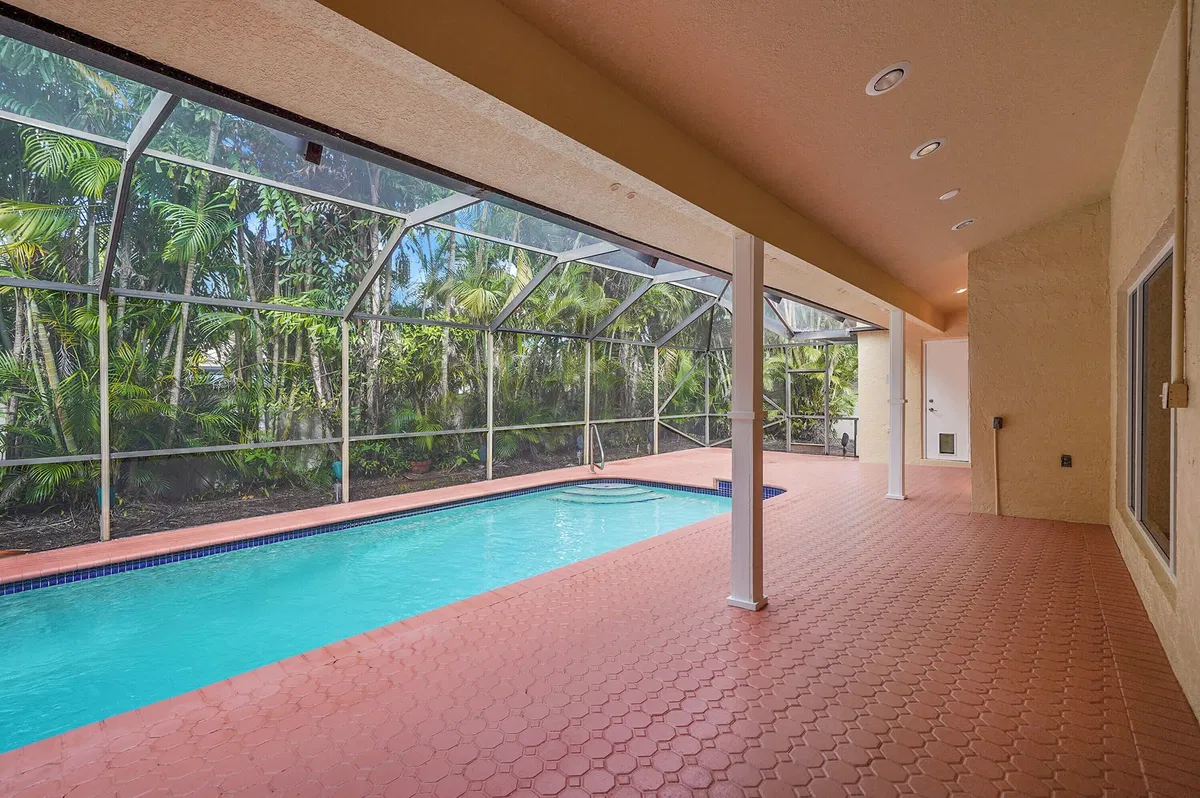 Colonnade Boca Raton Residence photo 28
