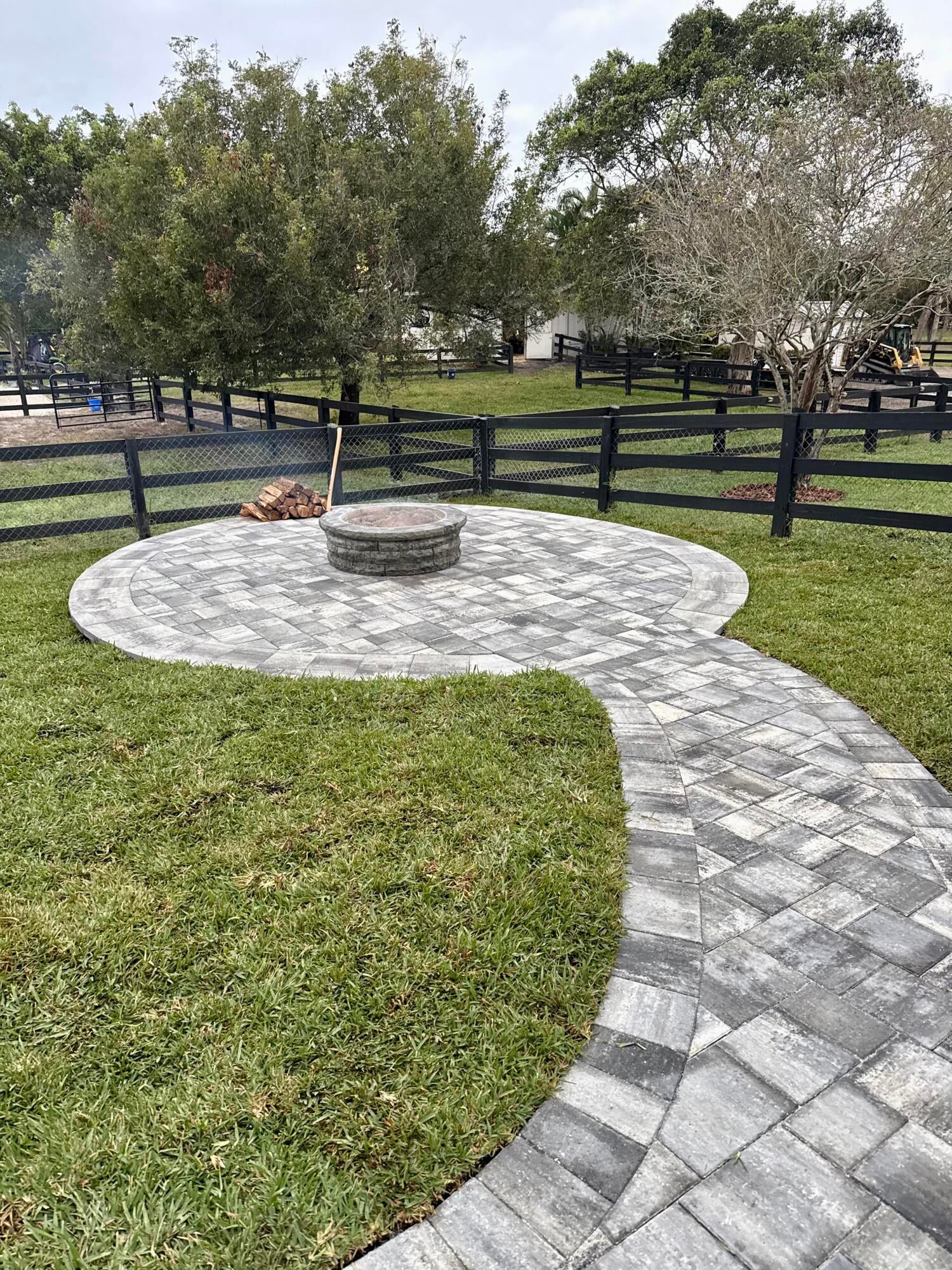 Saddle Trail Park Residence photo 22